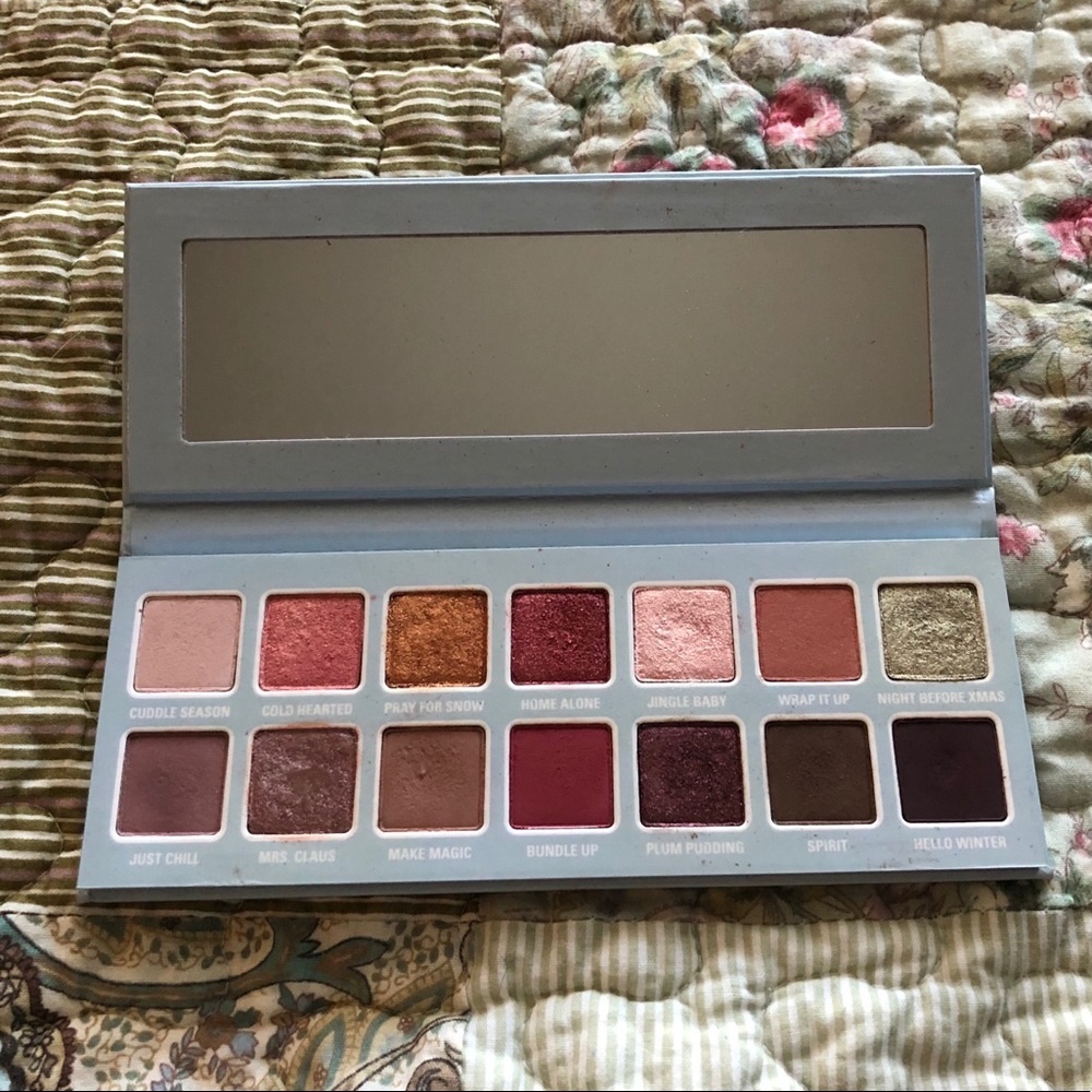 Kylie Cosmetics - Chill Baby Palette